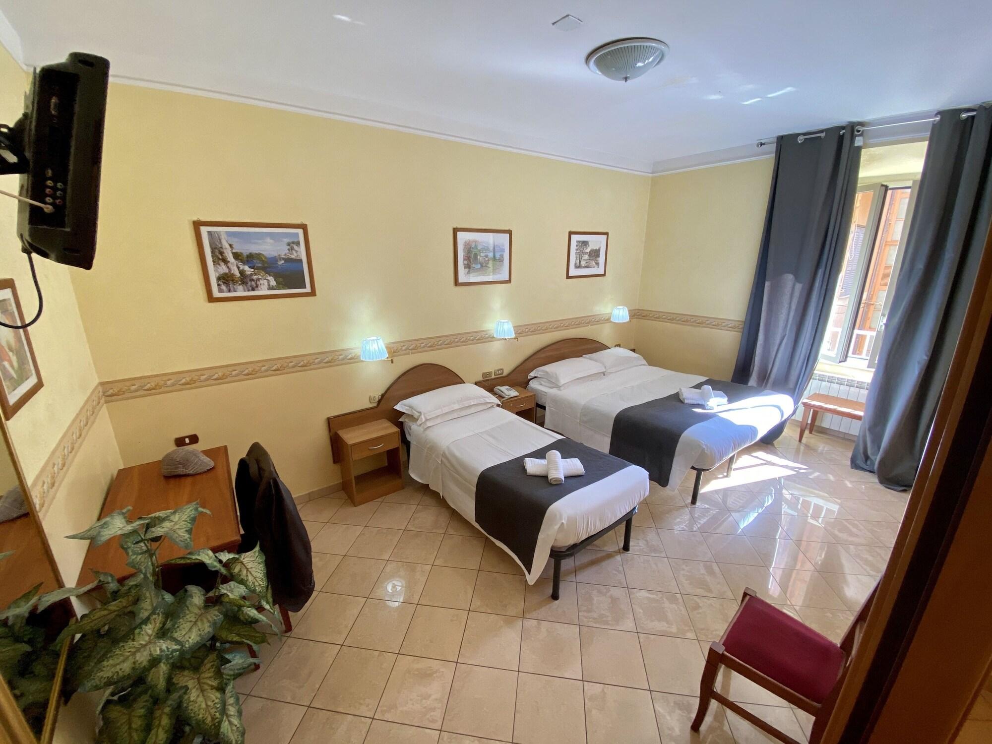 Hotel Resi Rzym Zewnętrze zdjęcie