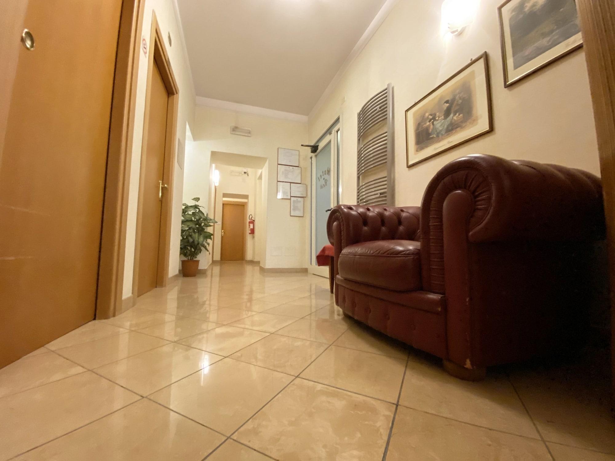 Hotel Resi Rzym Zewnętrze zdjęcie